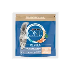 Purina ONE Croquettes Pour Chat^Croquettes pour Chat Stérilisé à la Truite et au Blé 1,5 kg